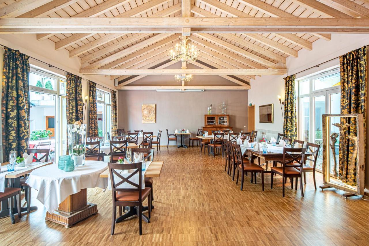 Adler Landhotel Buergstadt Kültér fotó