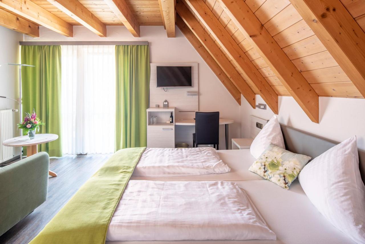Adler Landhotel Buergstadt Kültér fotó